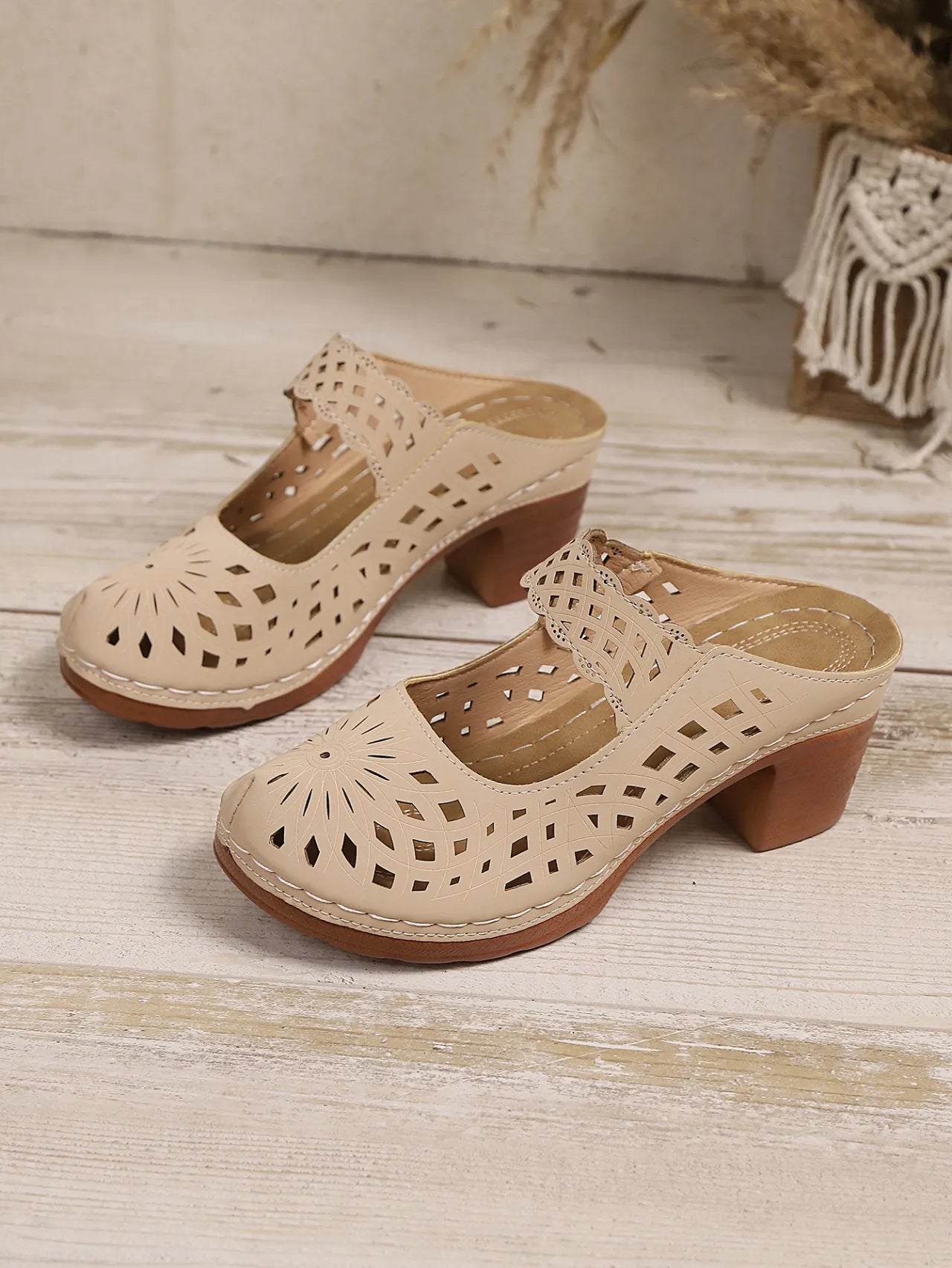 Women's Cutout Block Heel Sandals | Mid Heel PU Leather Dress Sandals in 4 Colors EU 36-43