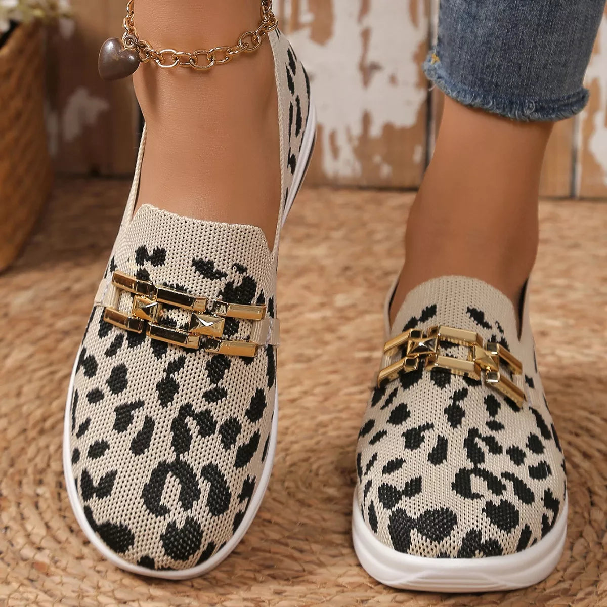 Women's Leopard Print Round Toe Slip-On Sneakers – Breathable Mesh Flats