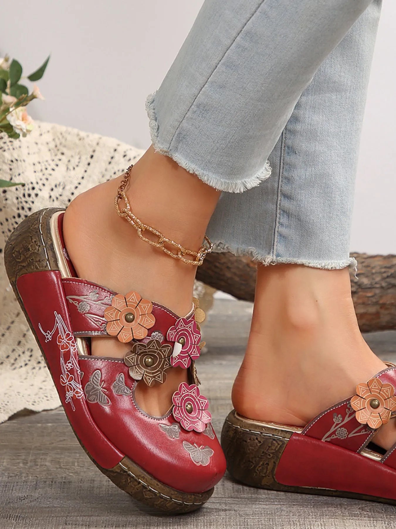 Women's Floral Flat Sandals | PU Leather Open Toe Summer Shoes